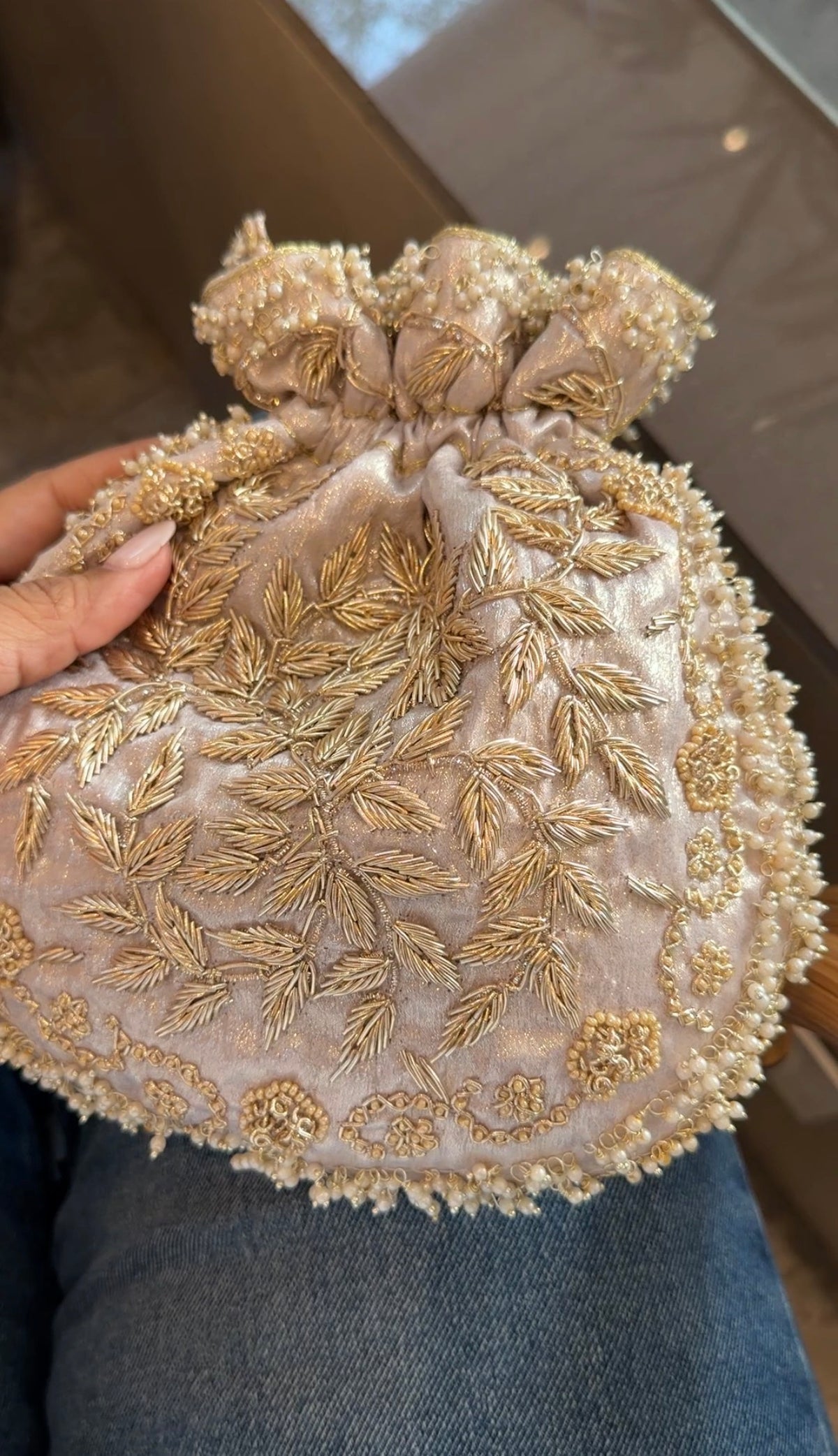 Zari Potli