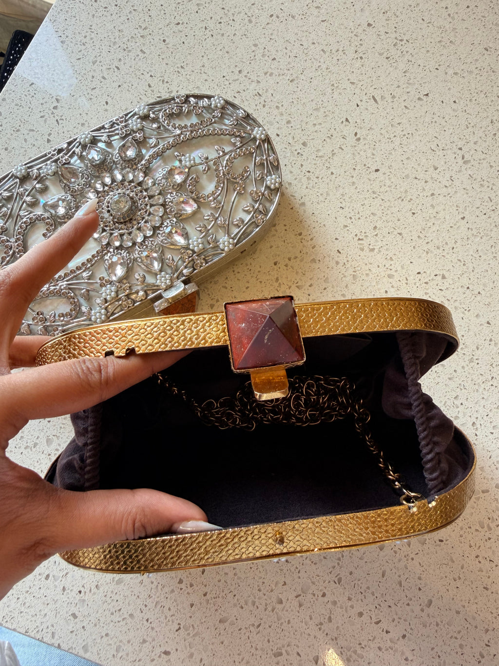 Rajwada Clutch