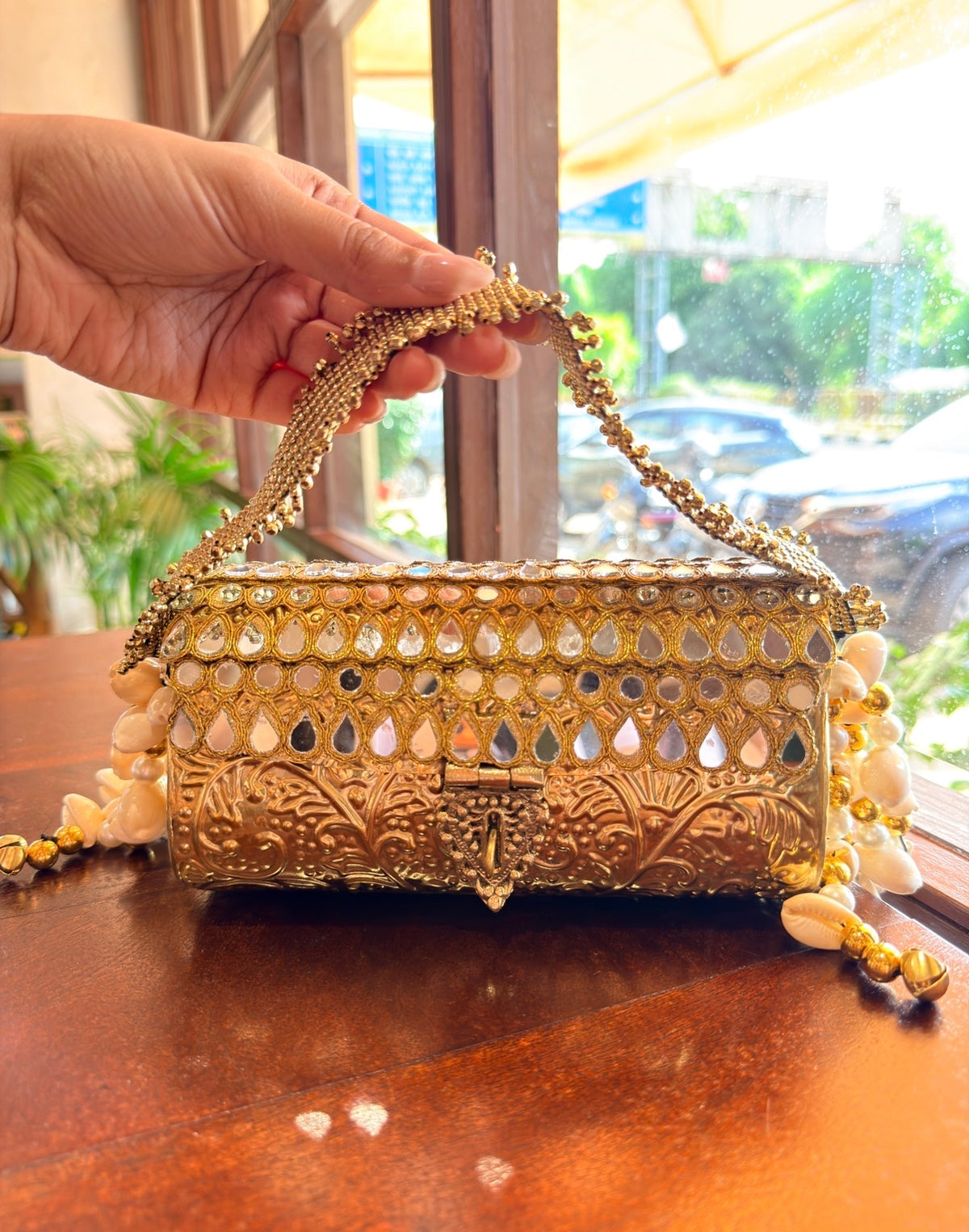 Maharani Clutch