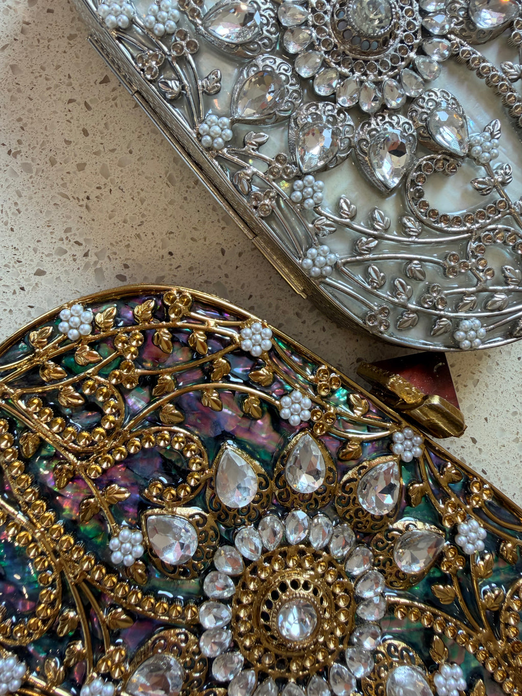 Rajwada Clutch