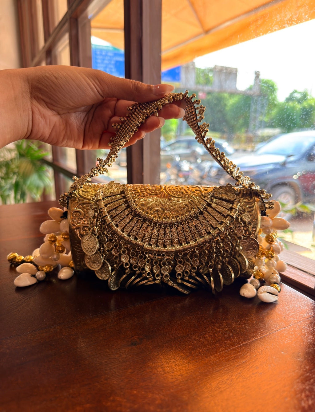 Maharani Clutch