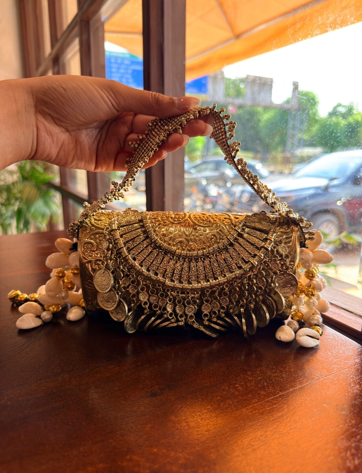 Maharani Clutch