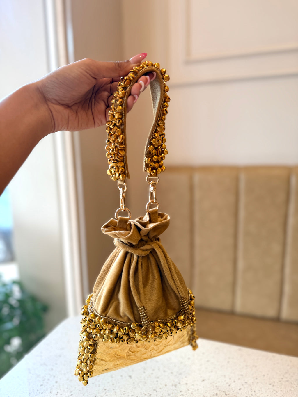 Jhankar Velvet Heritage Potli