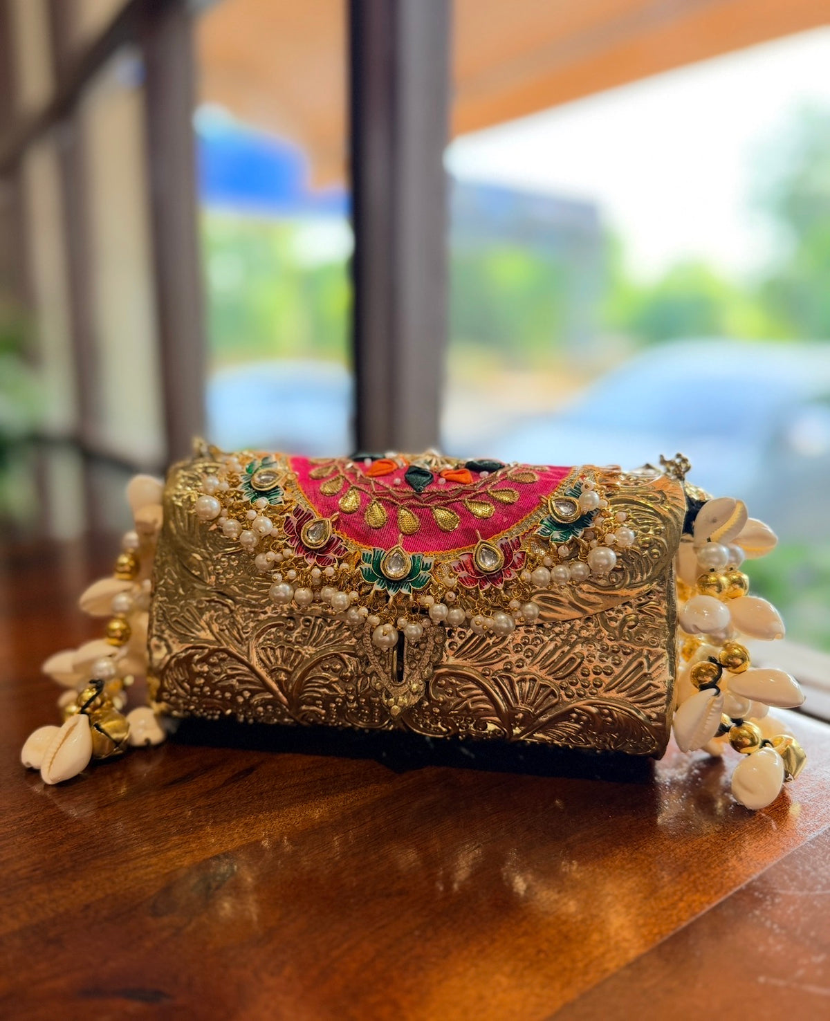 Maharani Clutch
