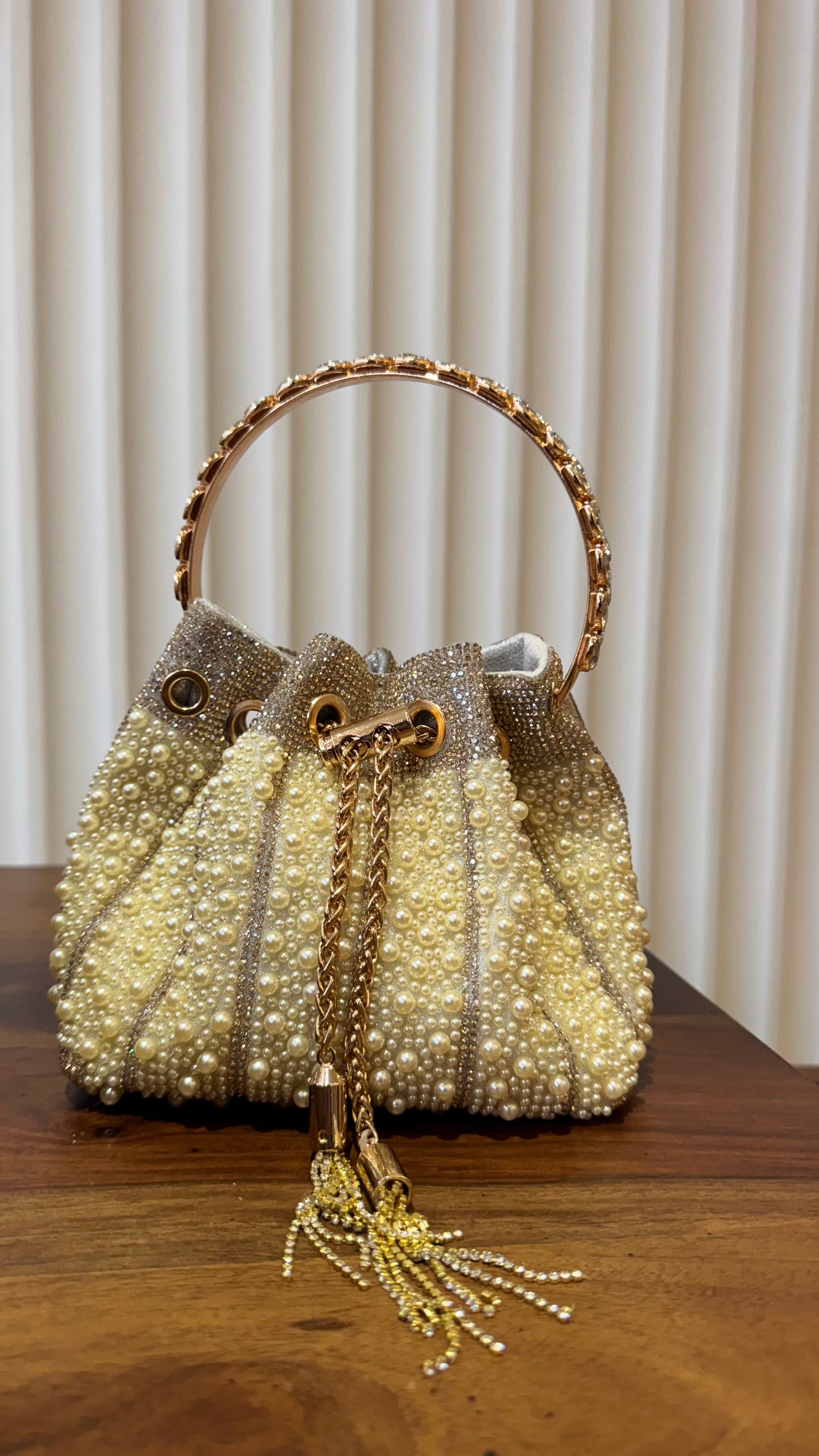 Maximal Muse Bucket Bag