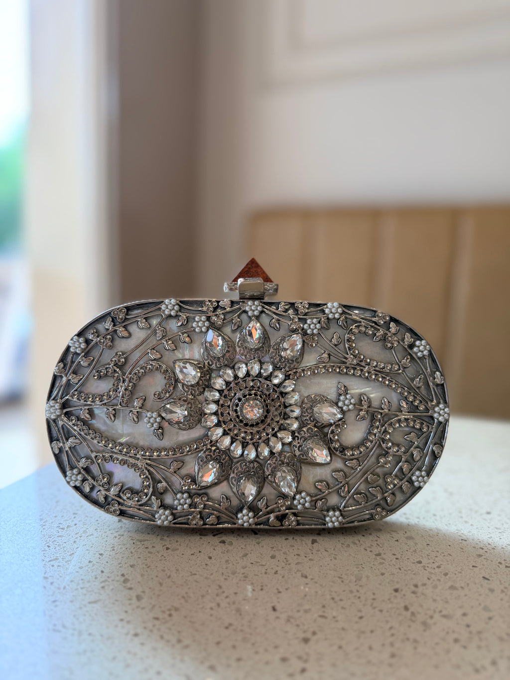 Rajwada Clutch