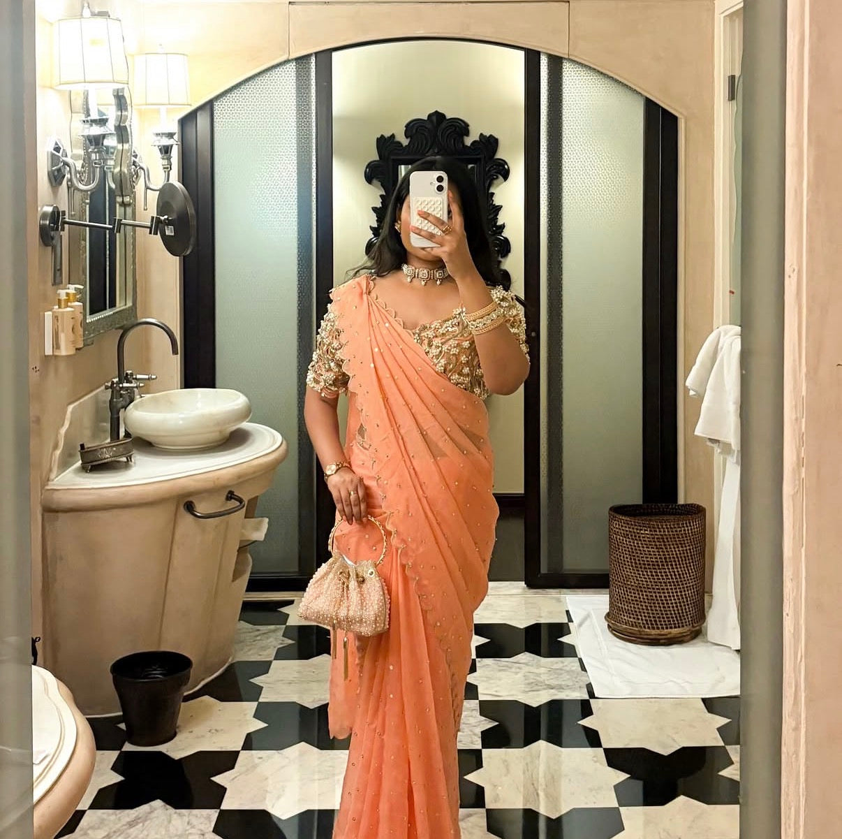 Maximal Muse Bucket Bag