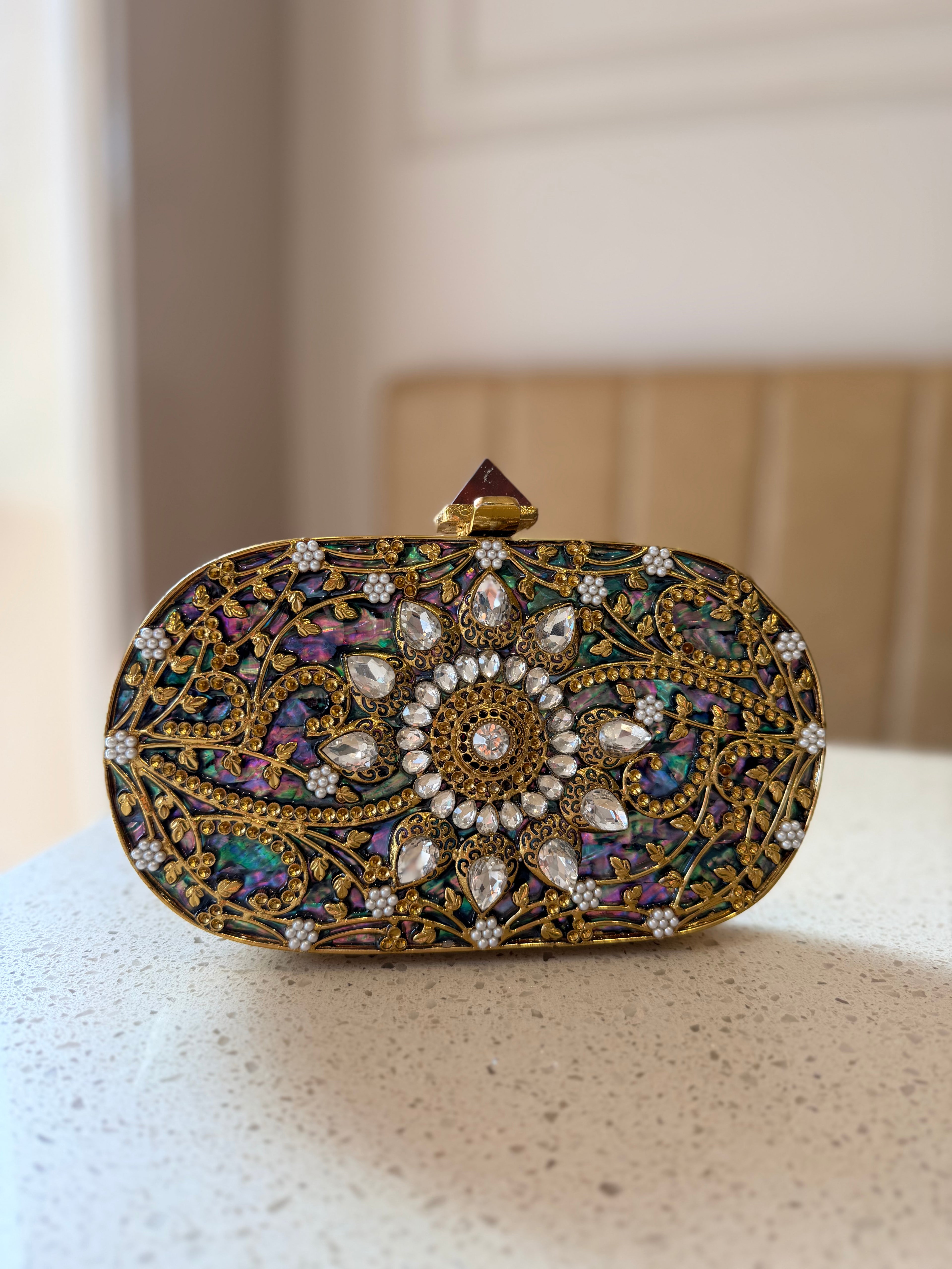 Rajwada Clutch