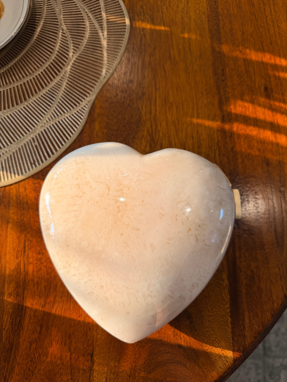 Heartbeat-Resin Heart Clutch