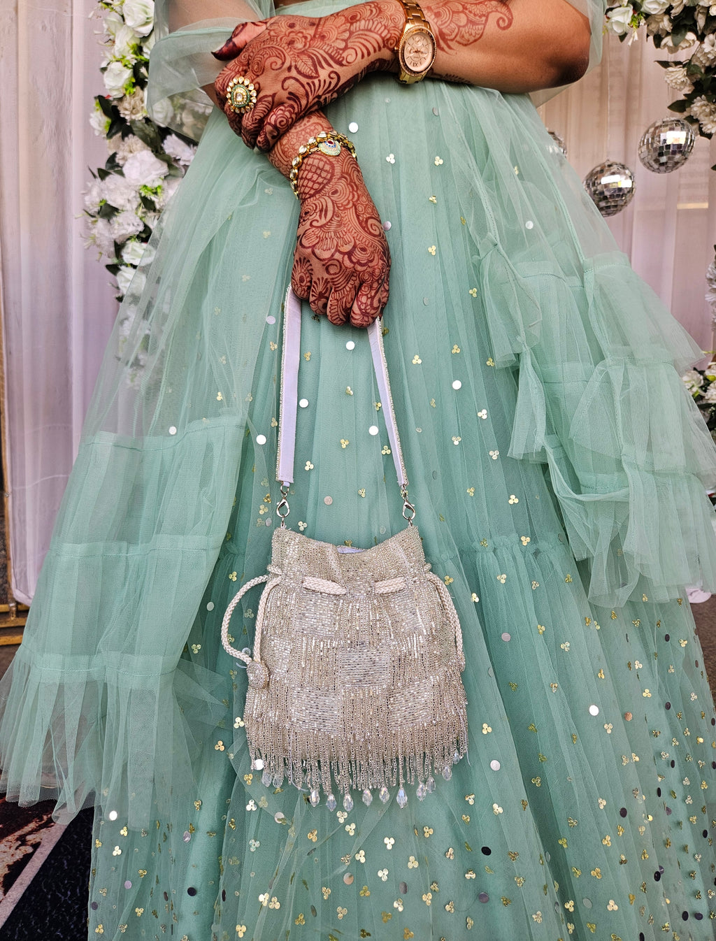 Majestyy Embellished Luxury Potli