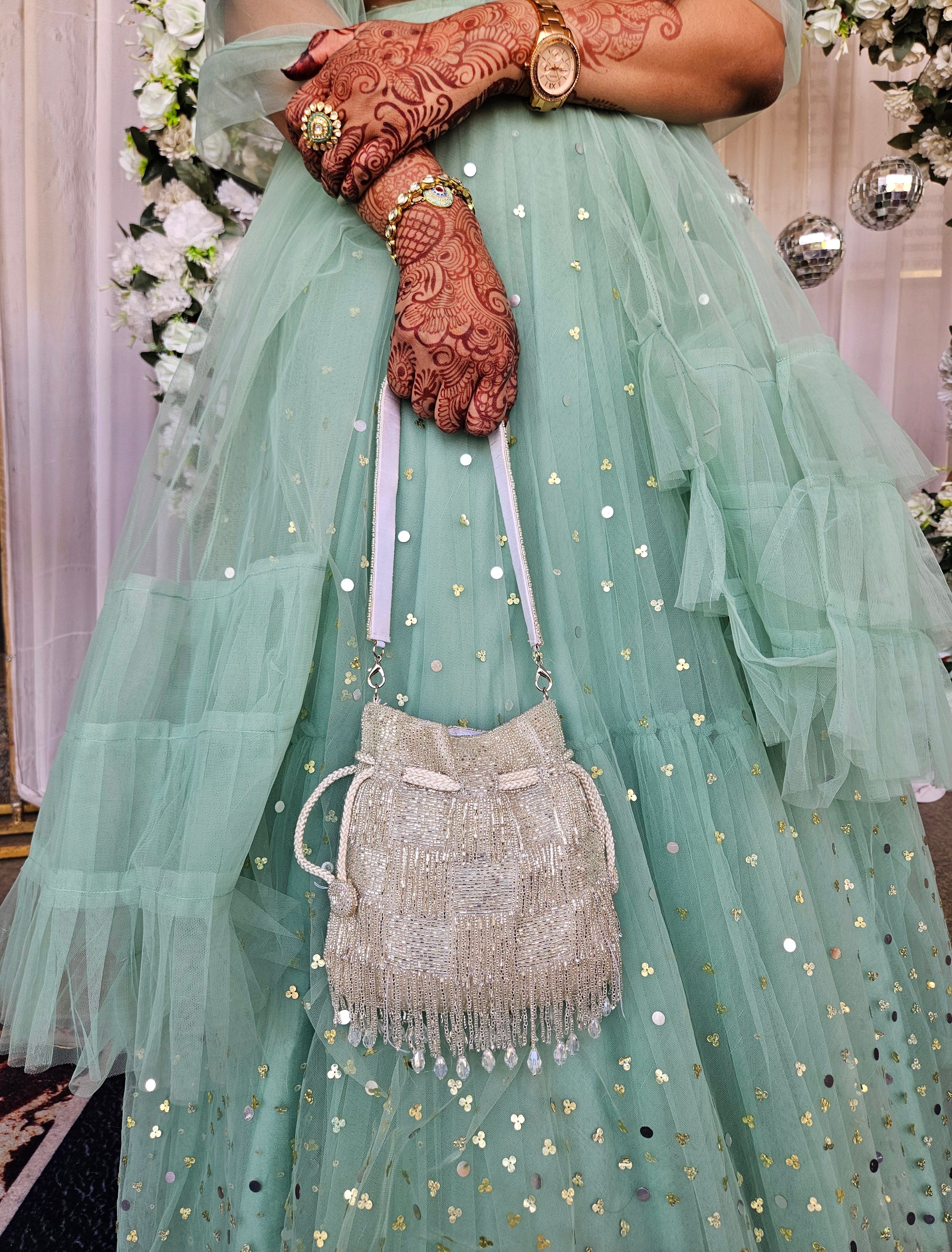 Majestyy Embellished Luxury Potli