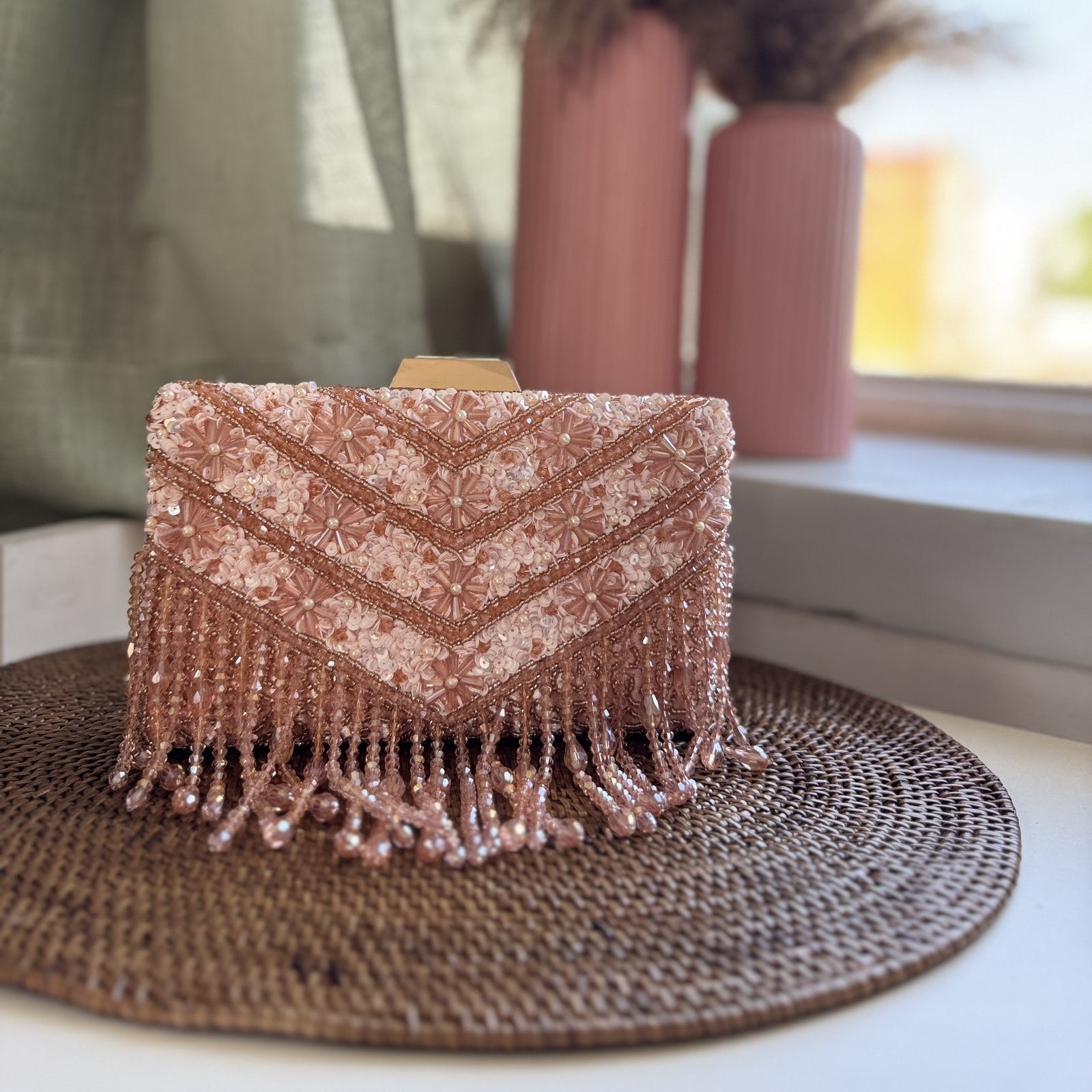 Aarohi Elegant Evening Clutch