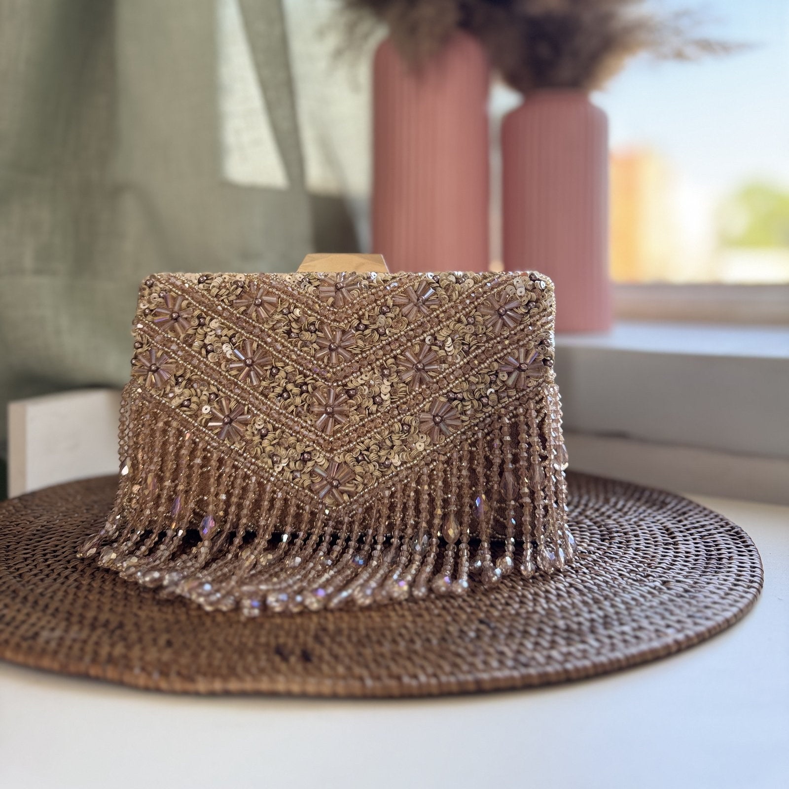 Aarohi Elegant Evening Clutch