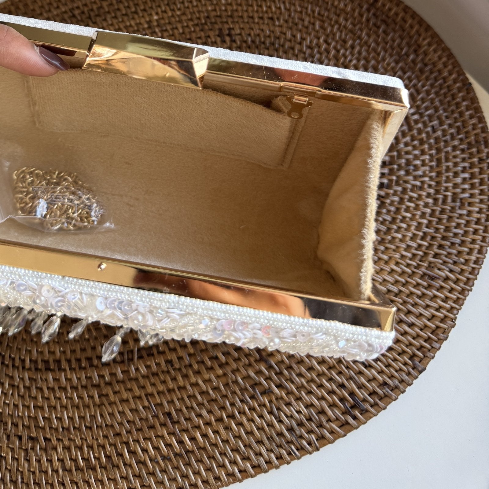 Aarohi Elegant Evening Clutch
