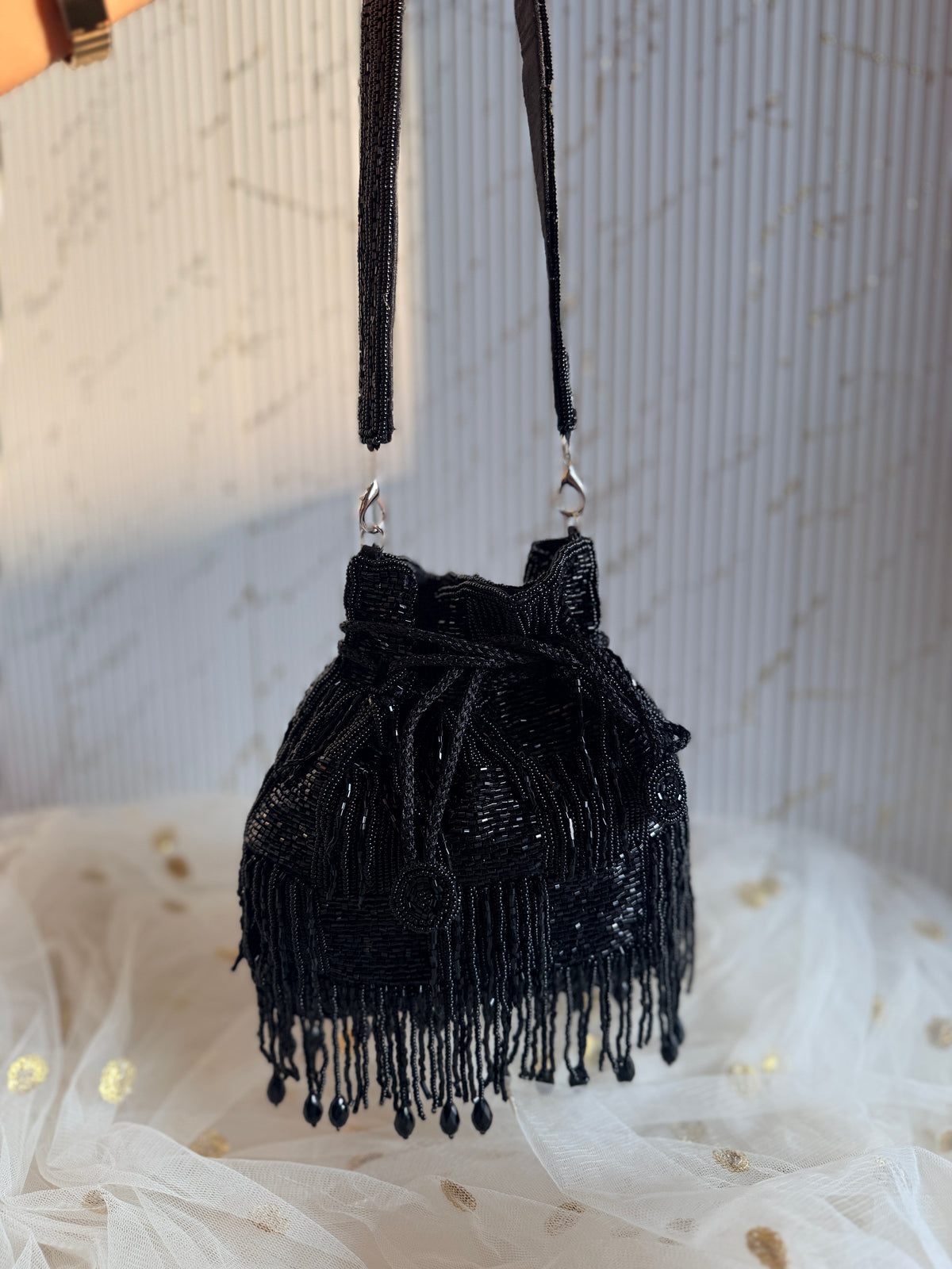 Majestyy Embellished Luxury Potli