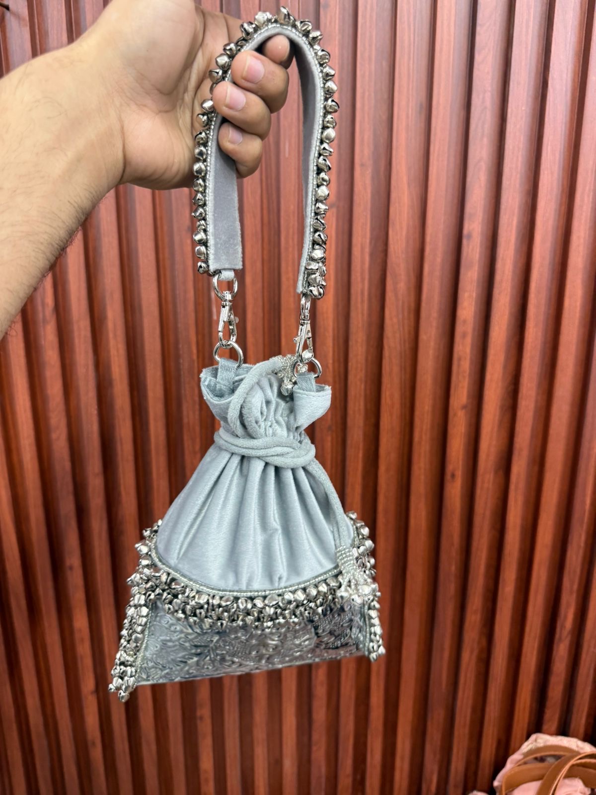 Jhankar Velvet Heritage Potli