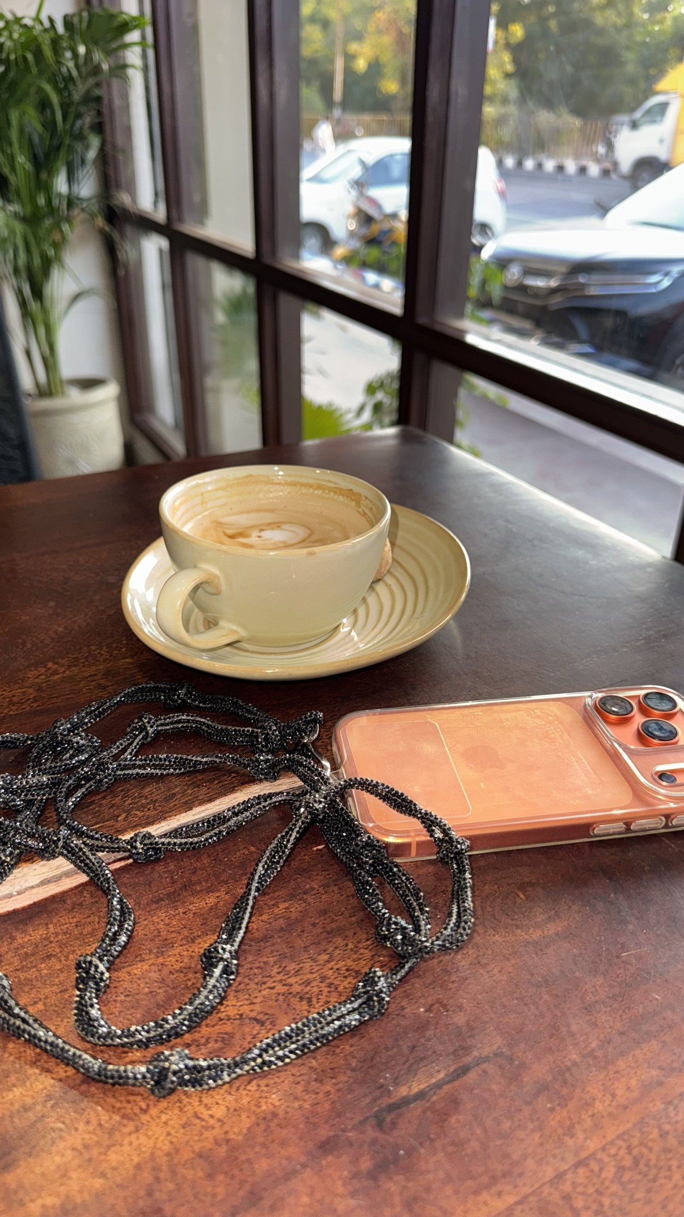 Lanyard shown next to keys and card cases for sizing reference.